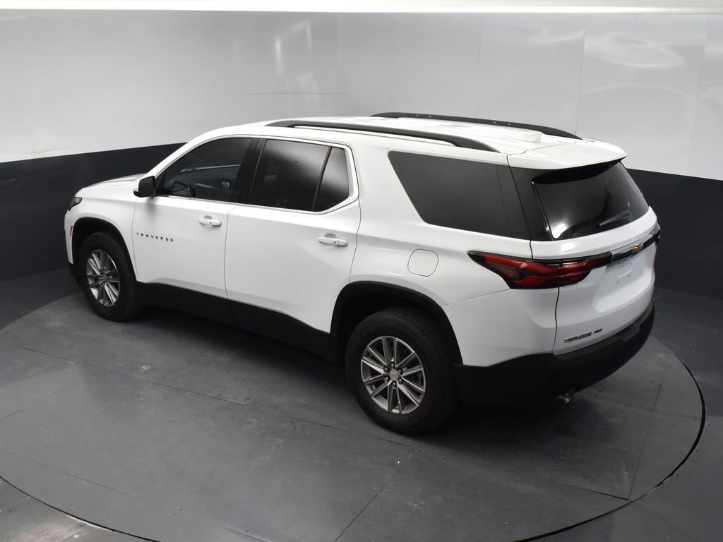 Used 2023 Chevrolet Traverse LT w/ LPO, Cargo Package AWD/4WD image 15