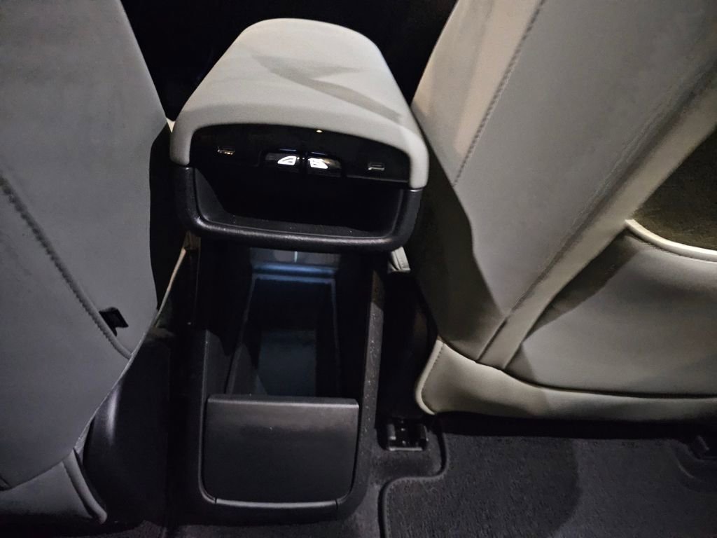 Certified 2025 Volvo EX30 Ultra image 17