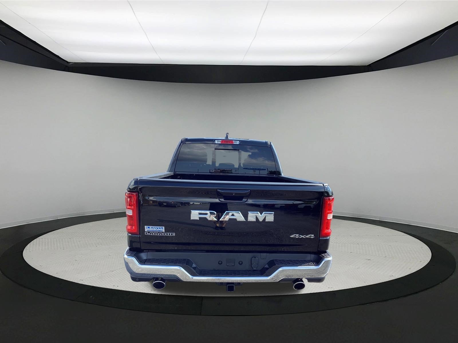Used 2026 RAM 1500 Laramie AWD/4WD image 7