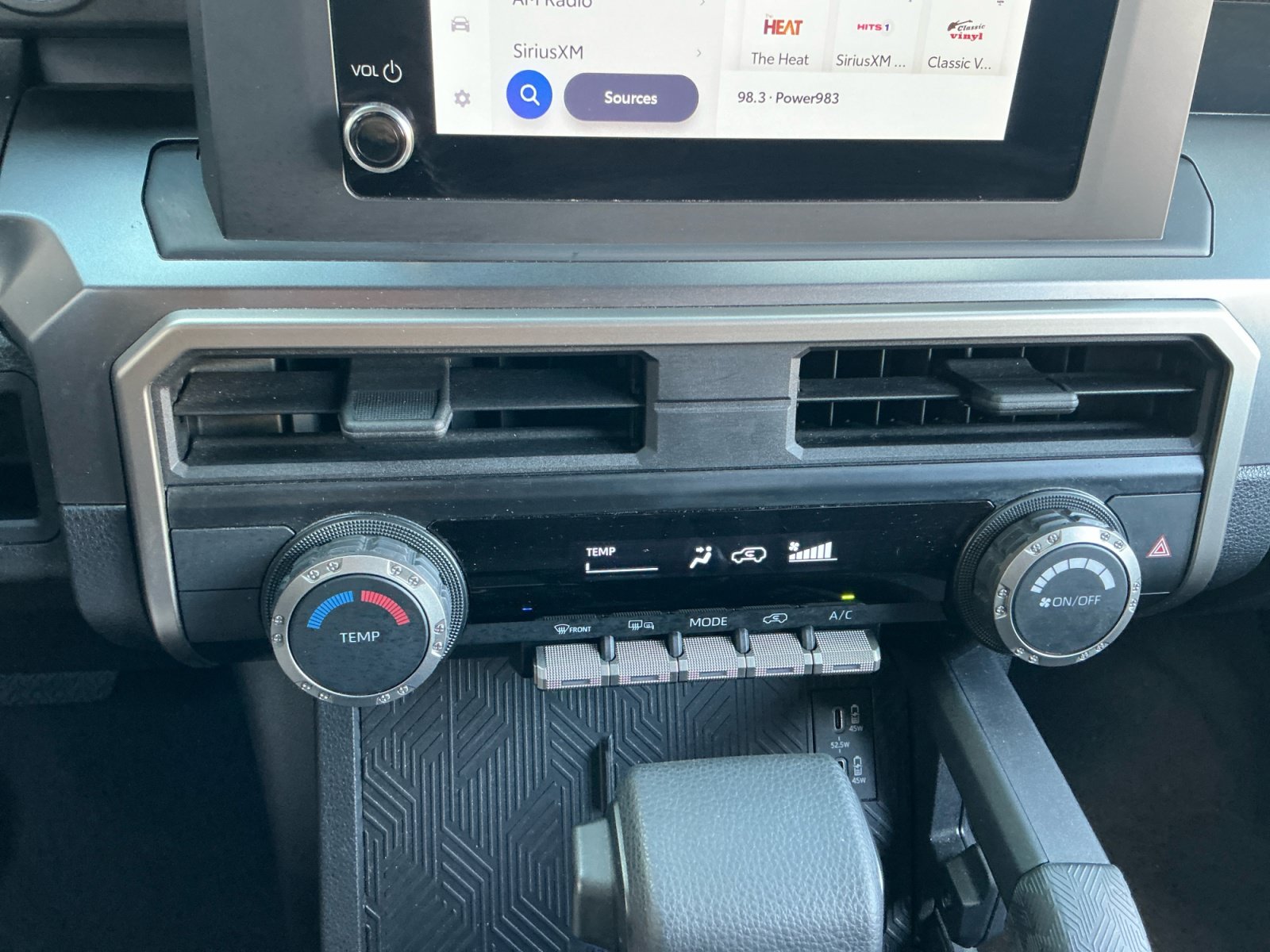 Certified 2025 Toyota 4Runner SR5 AWD/4WD image 12