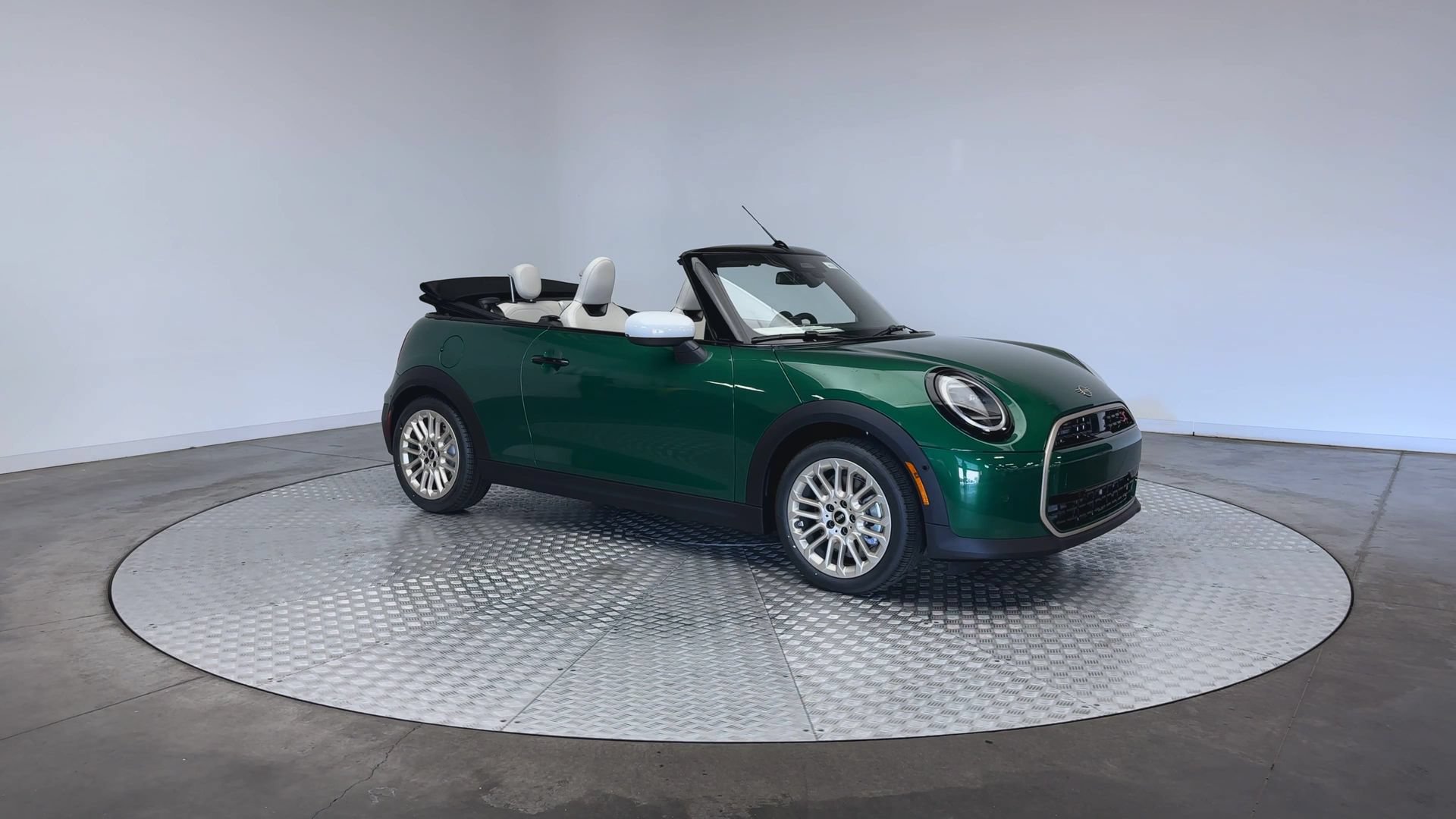New 2026 MINI Cooper S FWD image 2