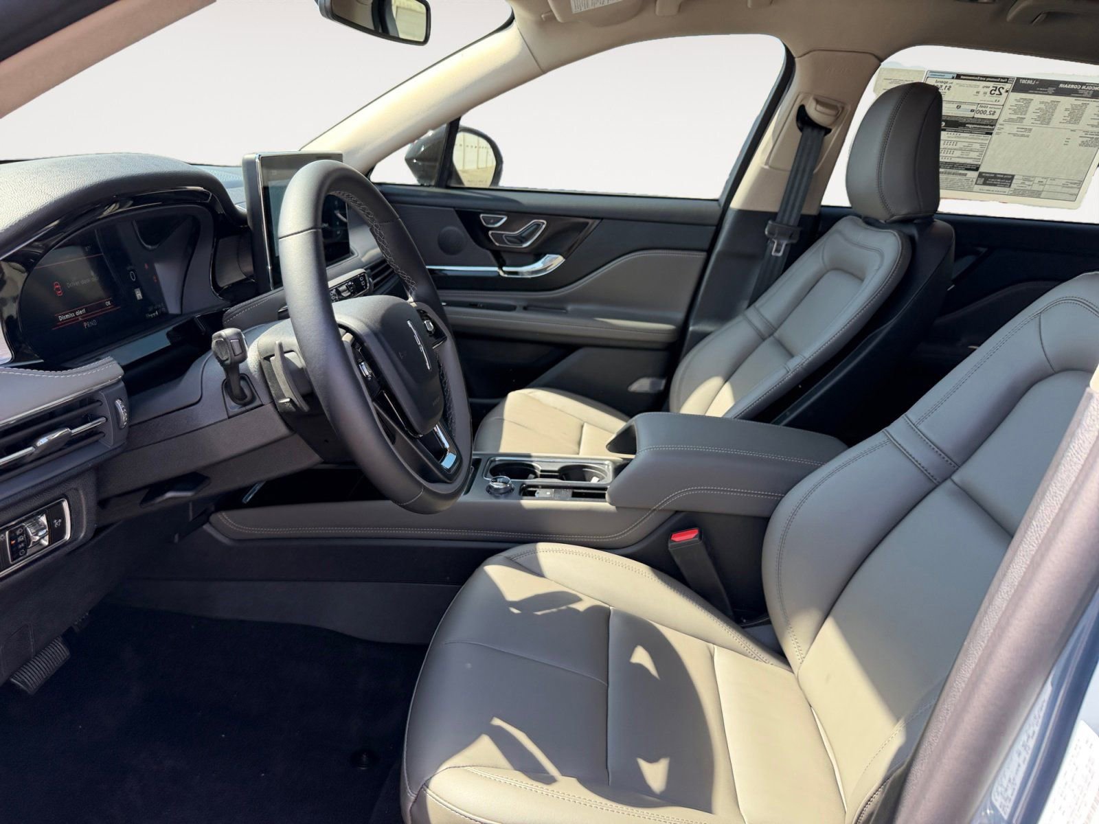 New 2026 Lincoln Corsair Premiere image 9