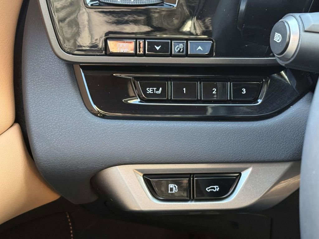 Used 2023 Lexus RX 350 Premium image 24