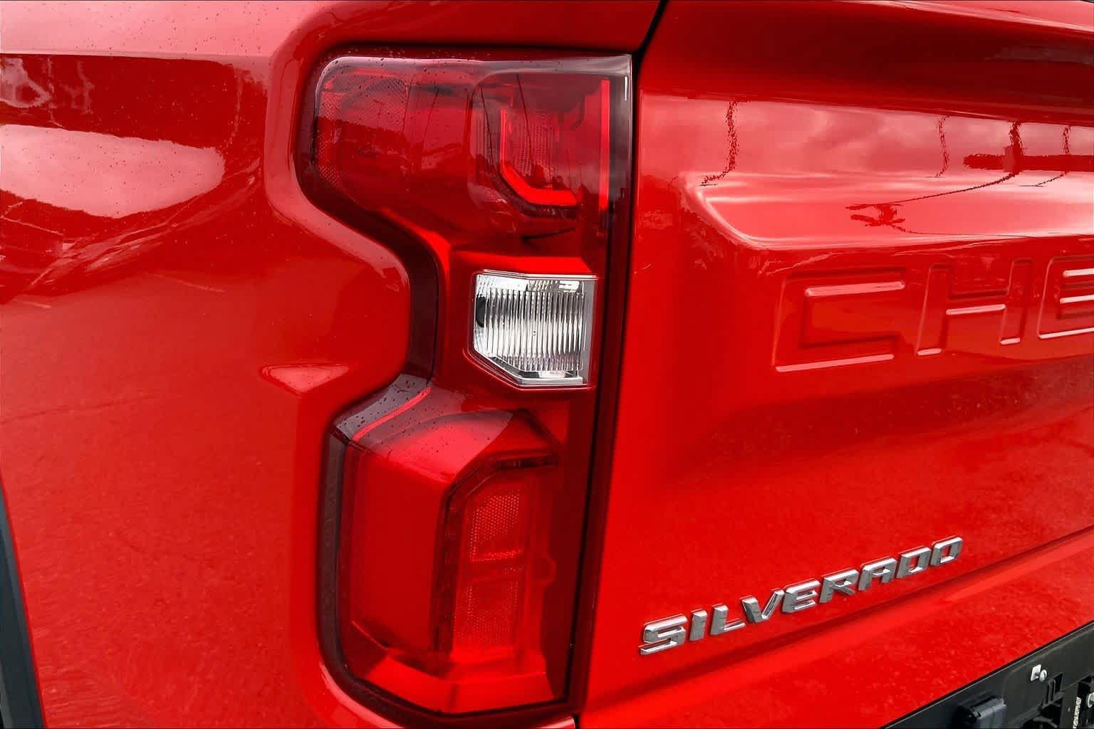 Used 2023 Chevrolet Silverado 1500 ZR2 AWD/4WD image 27