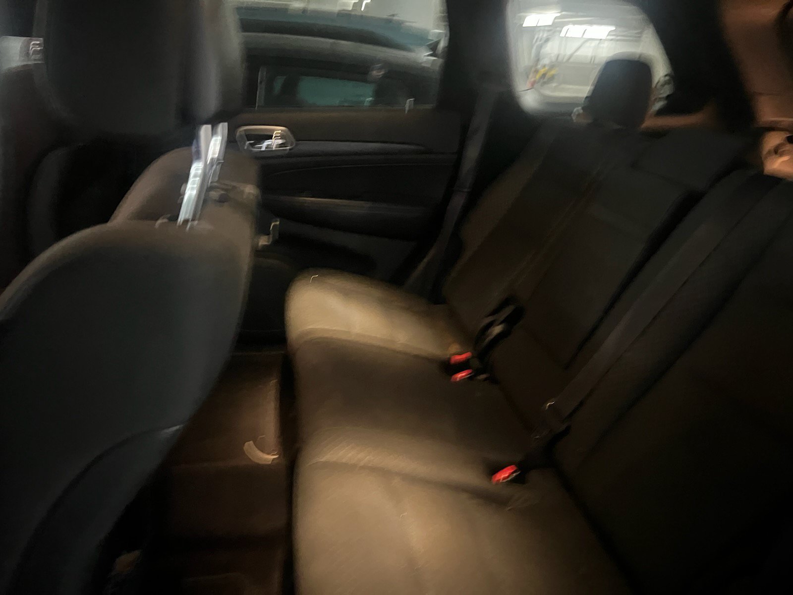 Used 2018 Jeep Grand Cherokee Laredo RWD image 9