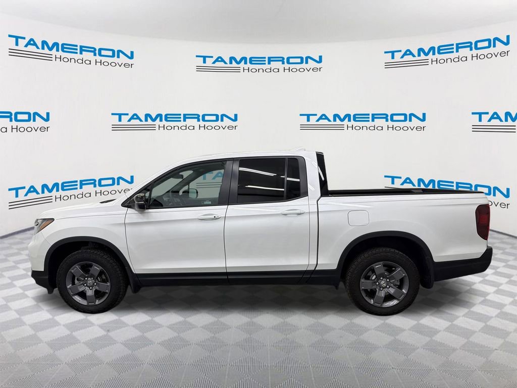 Used 2024 Honda Ridgeline TrailSport image 2