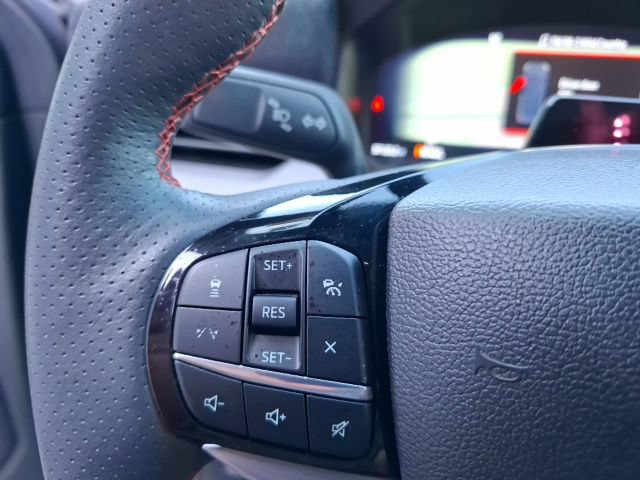 Certified 2025 Ford Explorer ST-Line RWD image 18