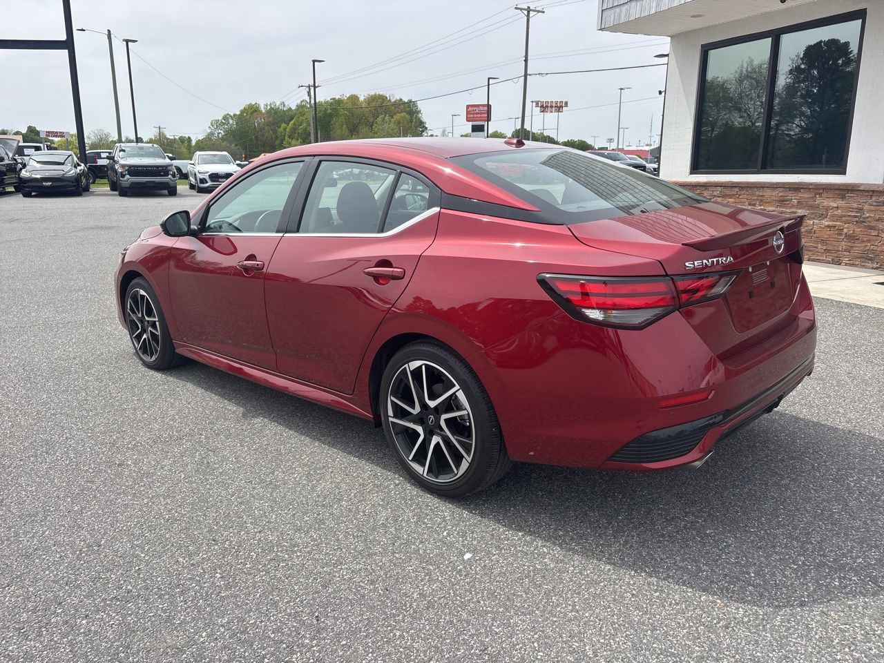 Used 2024 Nissan Sentra SR image 6