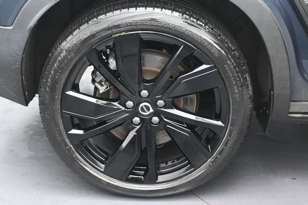 Used 2022 Volvo XC40 P8 Recharge Plus AWD/4WD image 29