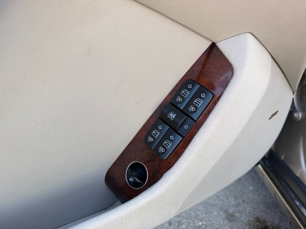 Used 2005 Mercedes-Benz S 500 4MATIC image 12