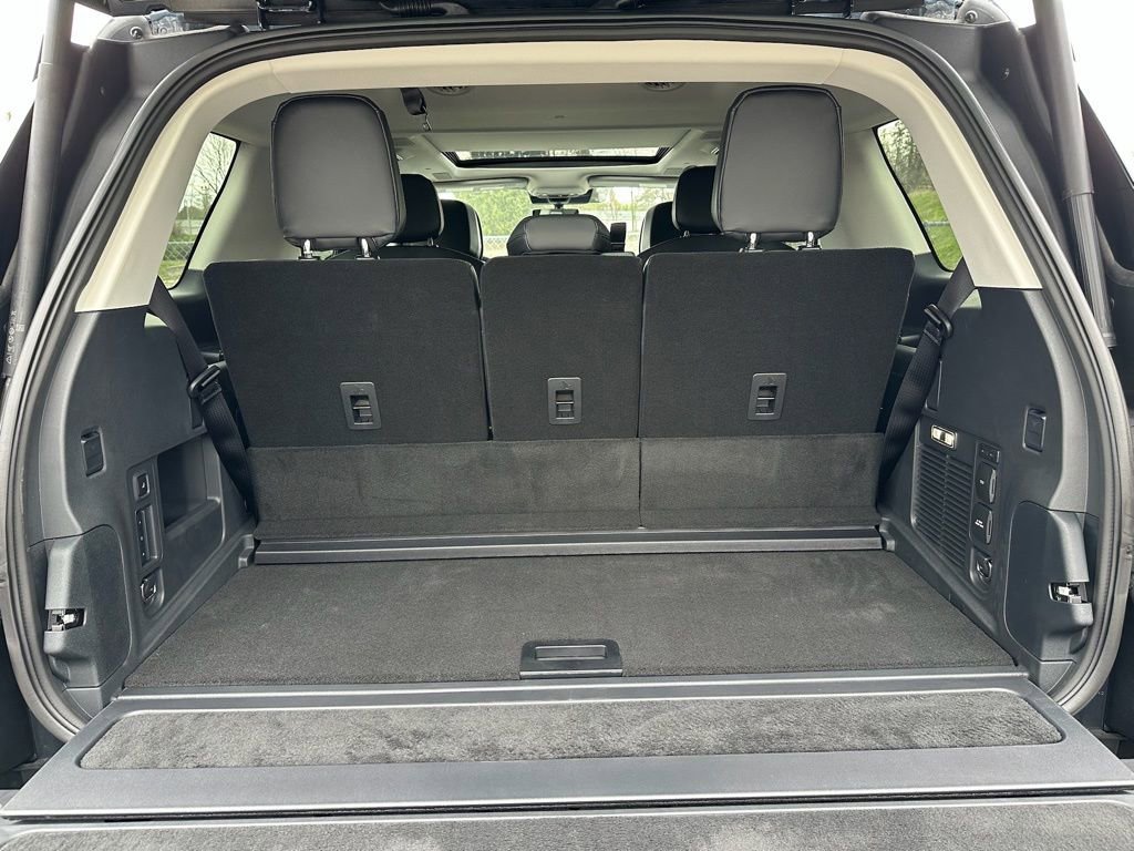 New 2025 Lincoln Navigator Reserve image 27