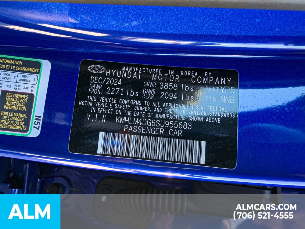 Used 2025 Hyundai Elantra Sport image 23