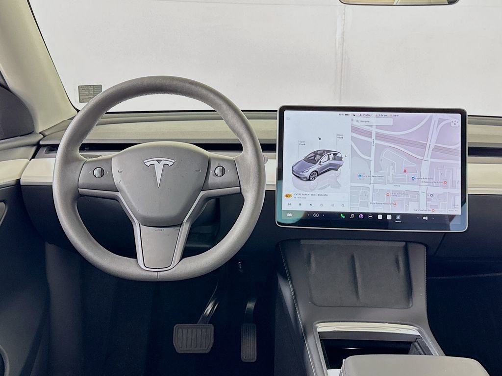 Used 2024 Tesla Model Y Long Range image 13