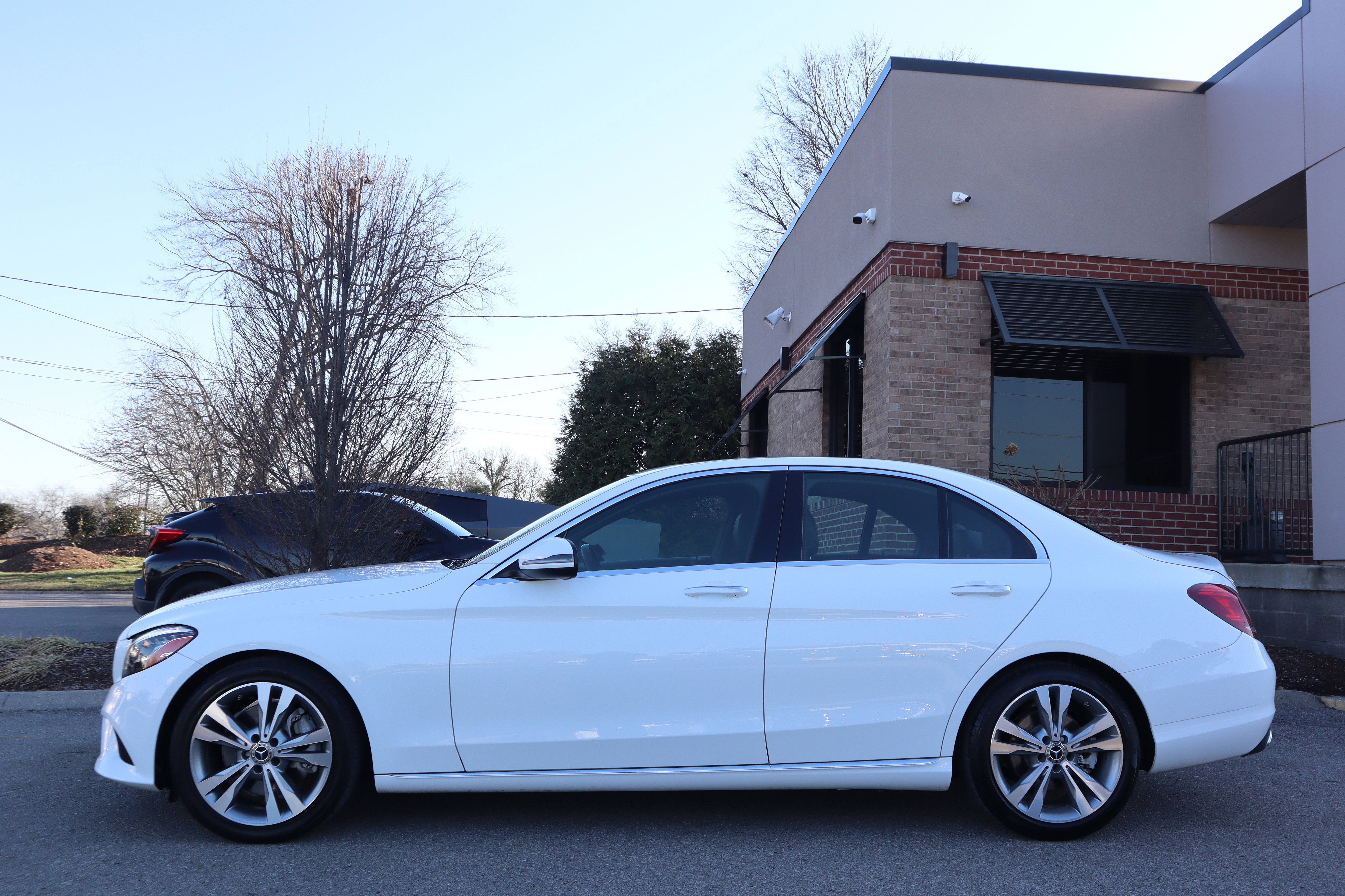 Used 2019 Mercedes-Benz C 300 Sedan image 10