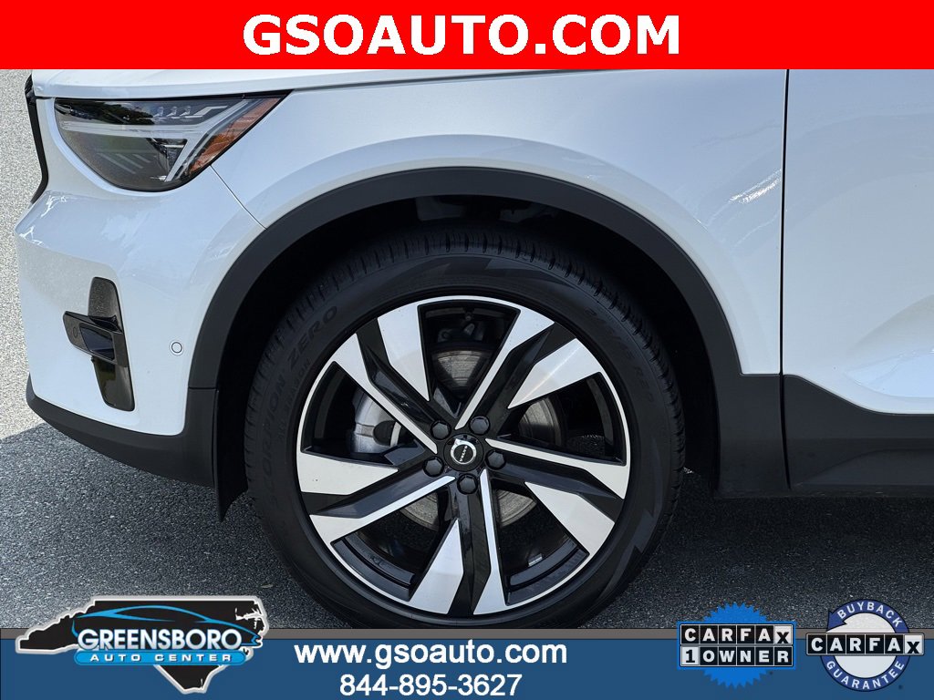 Used 2024 Volvo XC40 B5 Plus w/ Protection Package Premier image 38