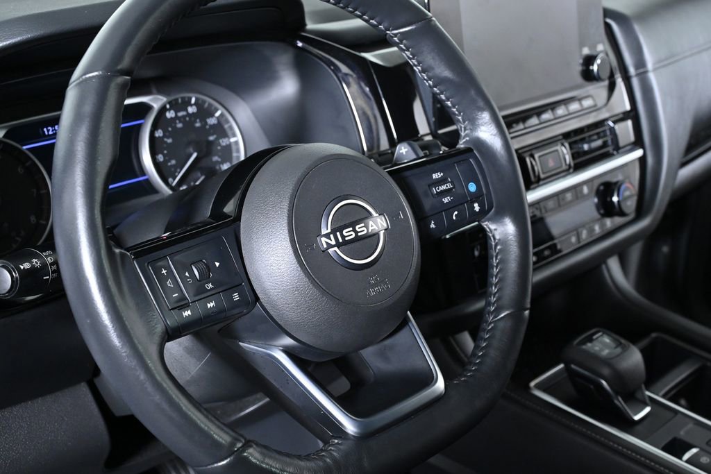 Certified 2024 Nissan Pathfinder SL image 13