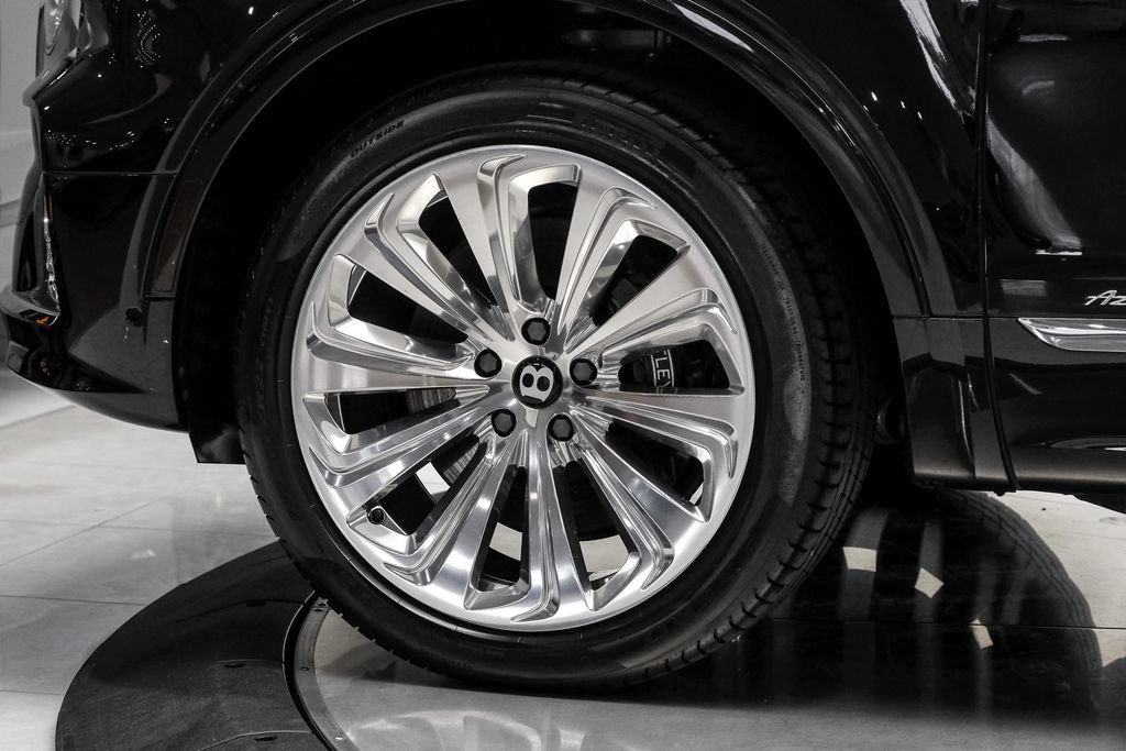 Used 2023 Bentley Bentayga Extended Wheelbase AWD/4WD image 56