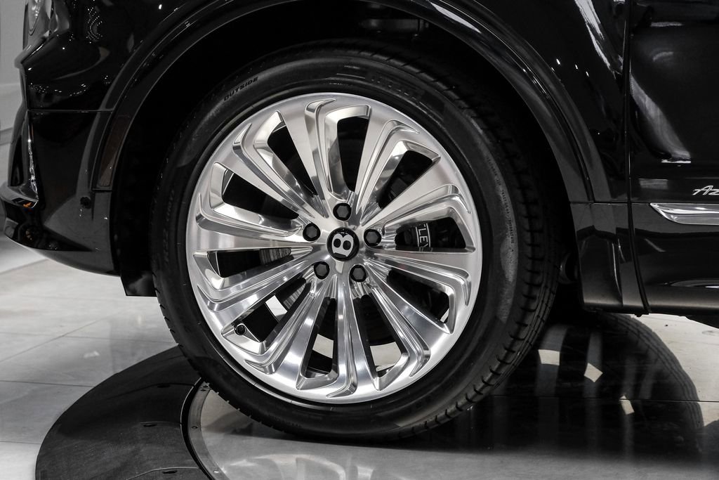 Used 2023 Bentley Bentayga Extended Wheelbase AWD/4WD image 56