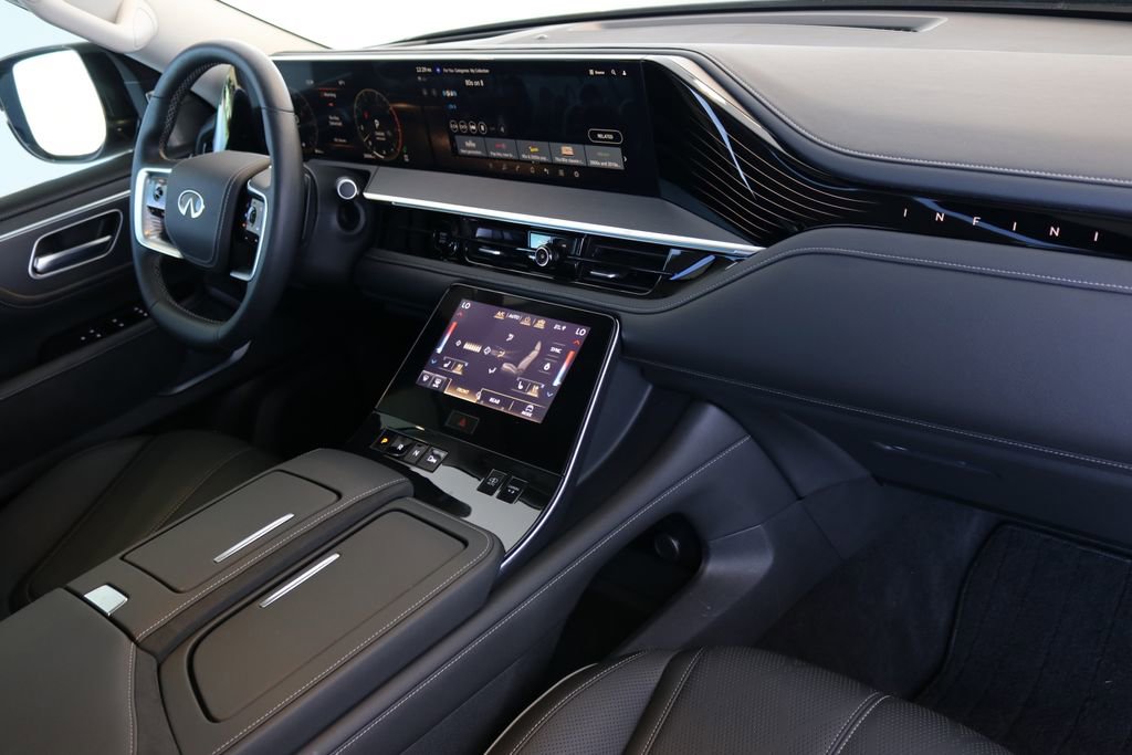 Certified 2025 INFINITI QX80 Sensory image 43