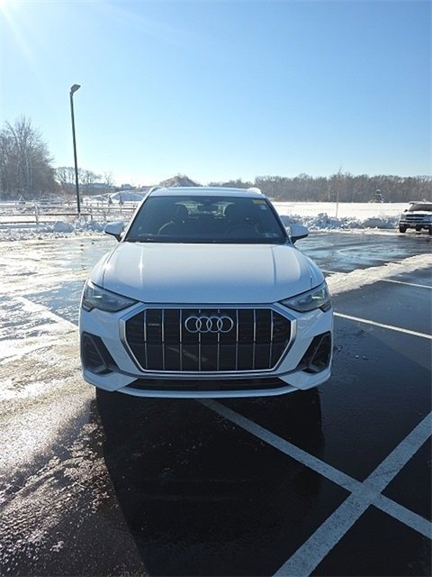 Used 2021 Audi Q3 2.0T Premium image 2