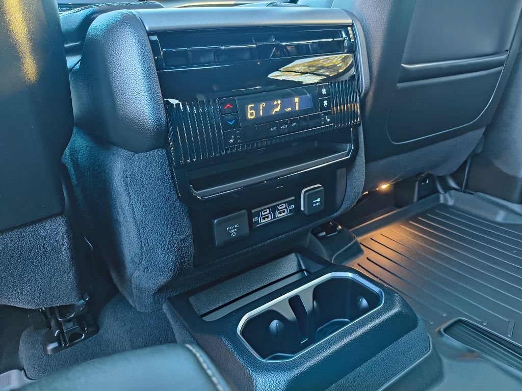 Used 2024 Jeep Wagoneer Series II RWD image 36