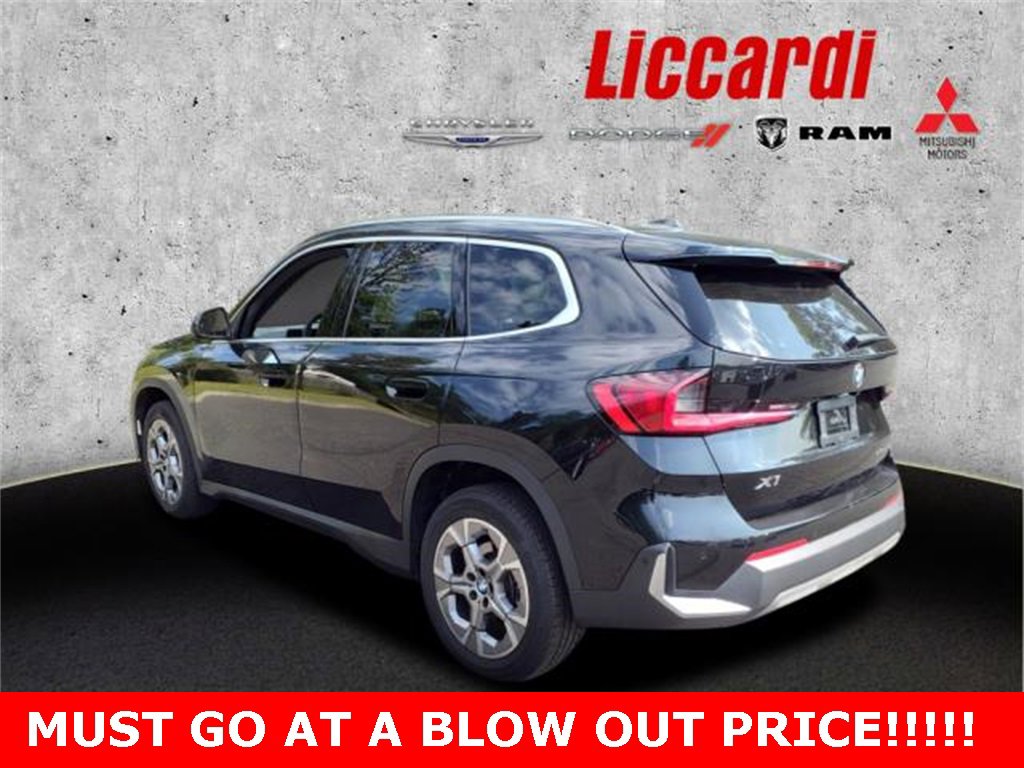 Used 2023 BMW X1 xDrive28i image 3