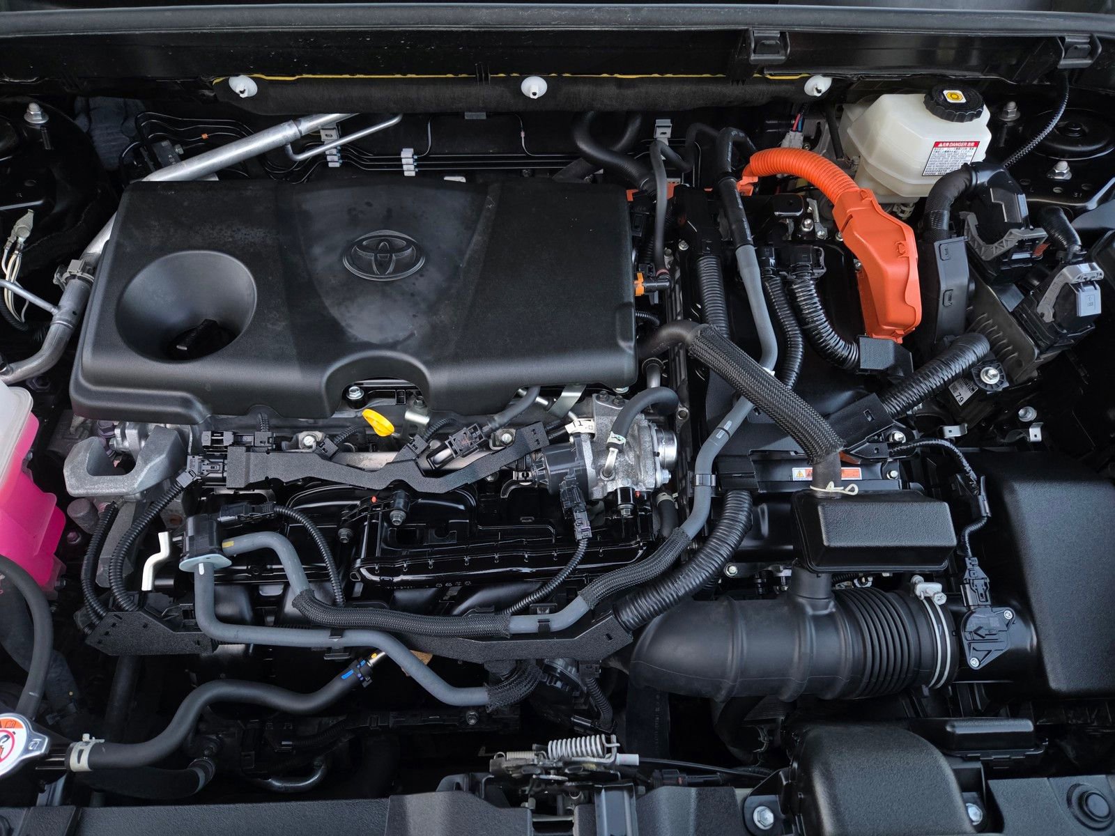 Certified 2023 Toyota Venza LE image 23