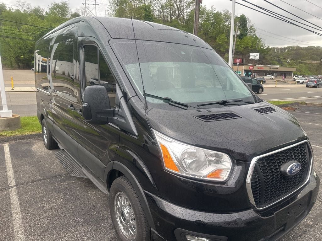 Used 2021 Ford Transit 350 XLT RWD image 2