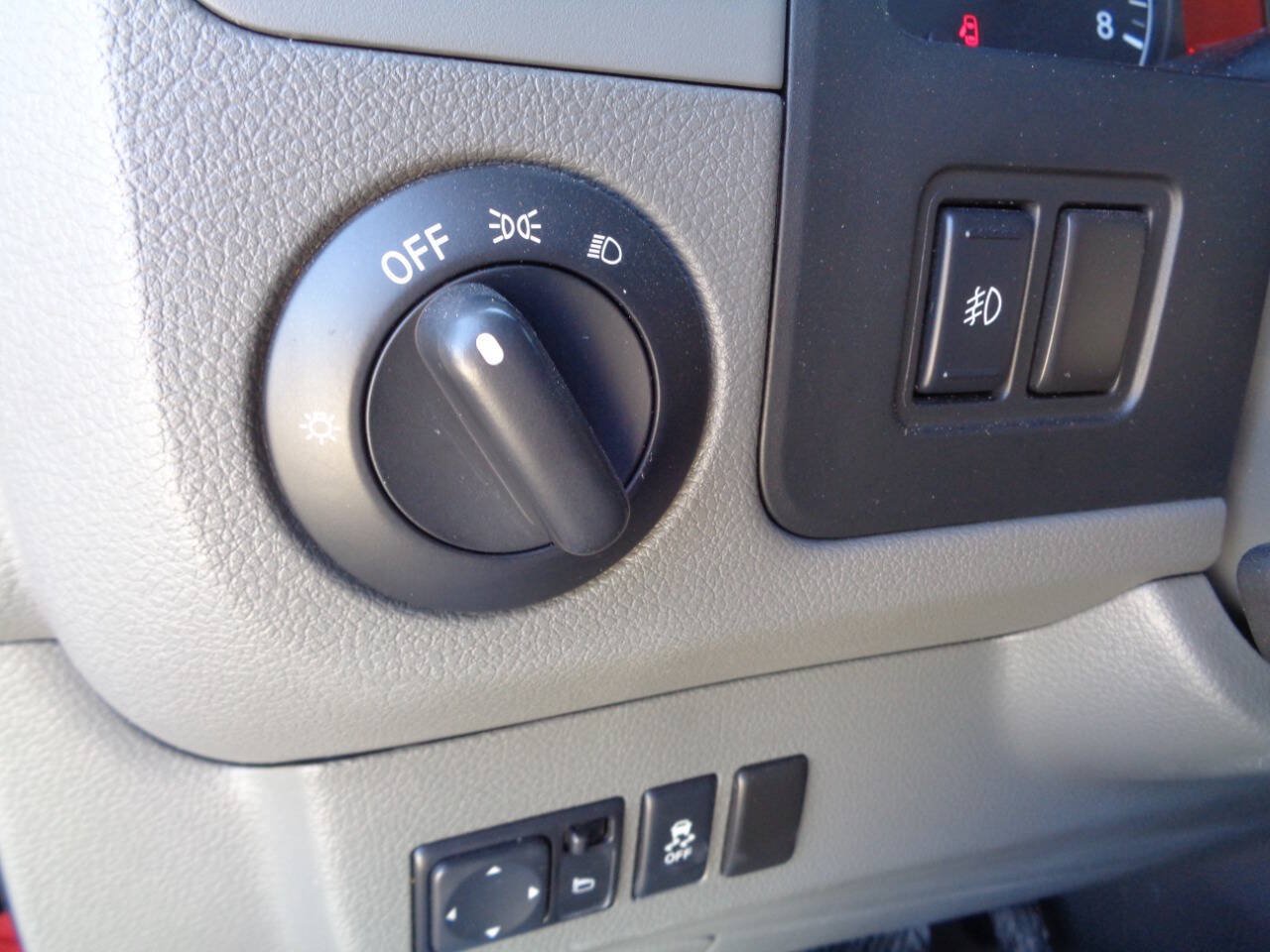 Used 2019 Nissan NV 3500 SL RWD image 41