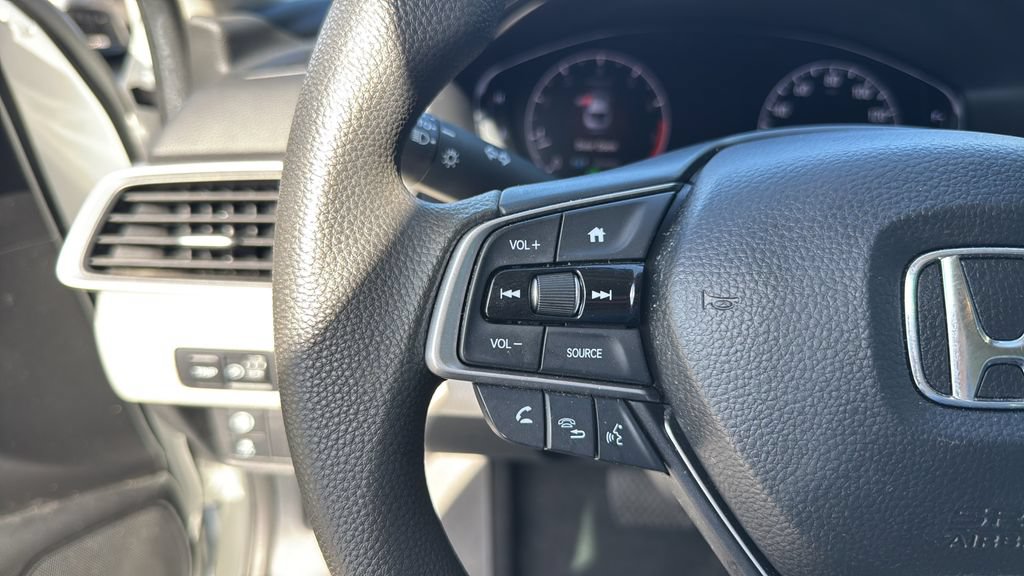 Used 2019 Honda Accord LX image 17