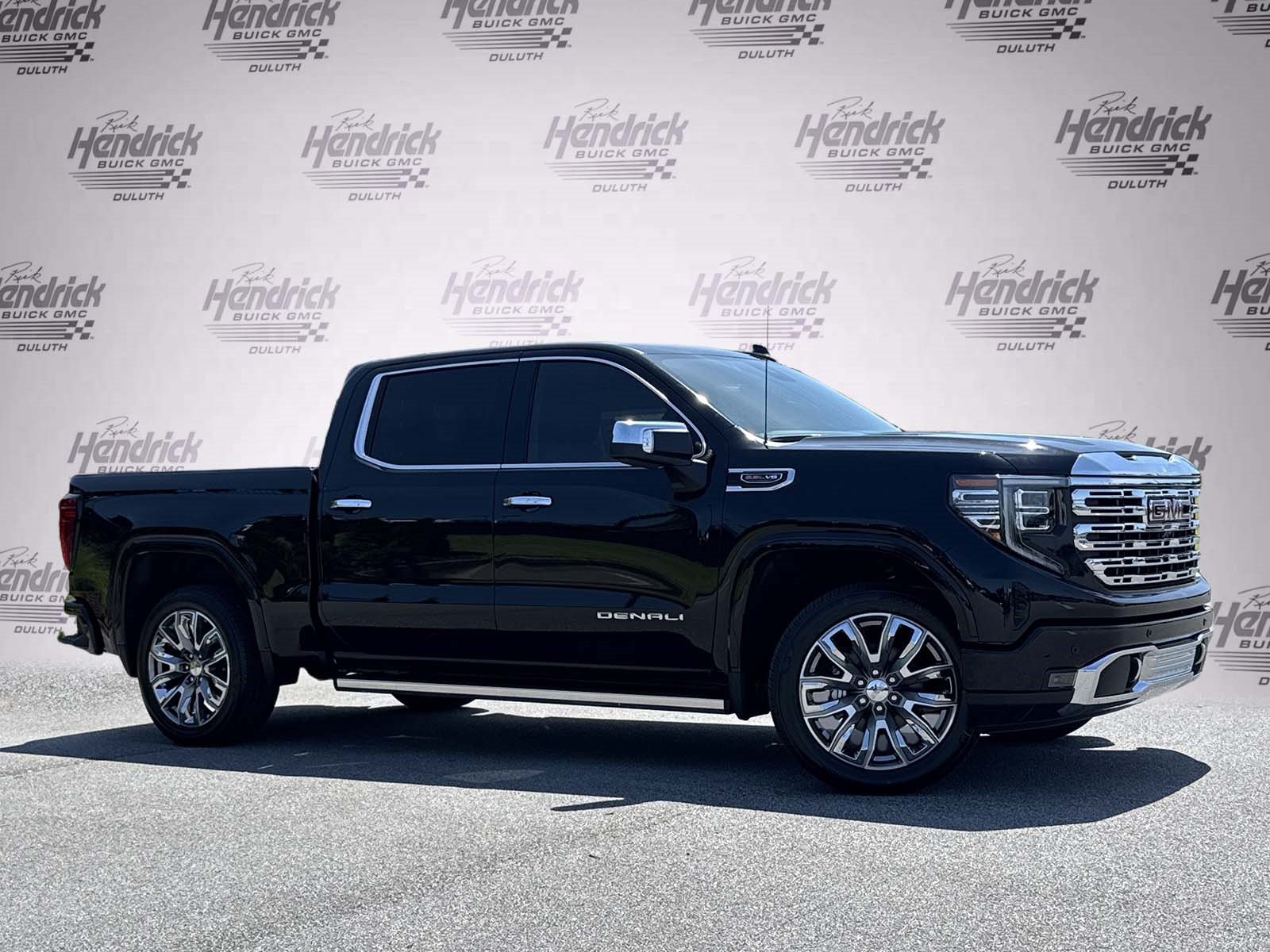 New 2026 GMC Sierra 1500 Denali w/ Denali Reserve Package AWD/4WD image 2