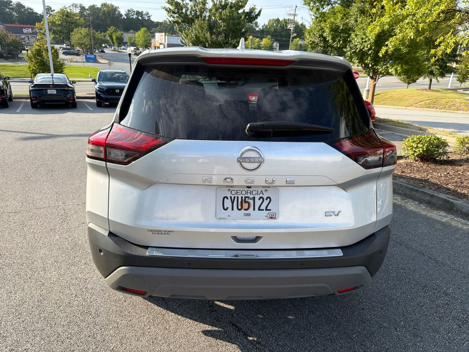 Used 2023 Nissan Rogue SV FWD image 10