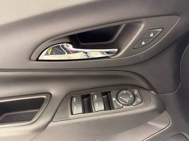 Used 2022 Chevrolet Equinox LT AWD/4WD image 12