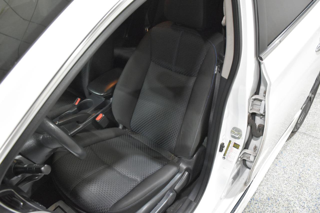 Used 2017 Nissan Sentra SR image 32