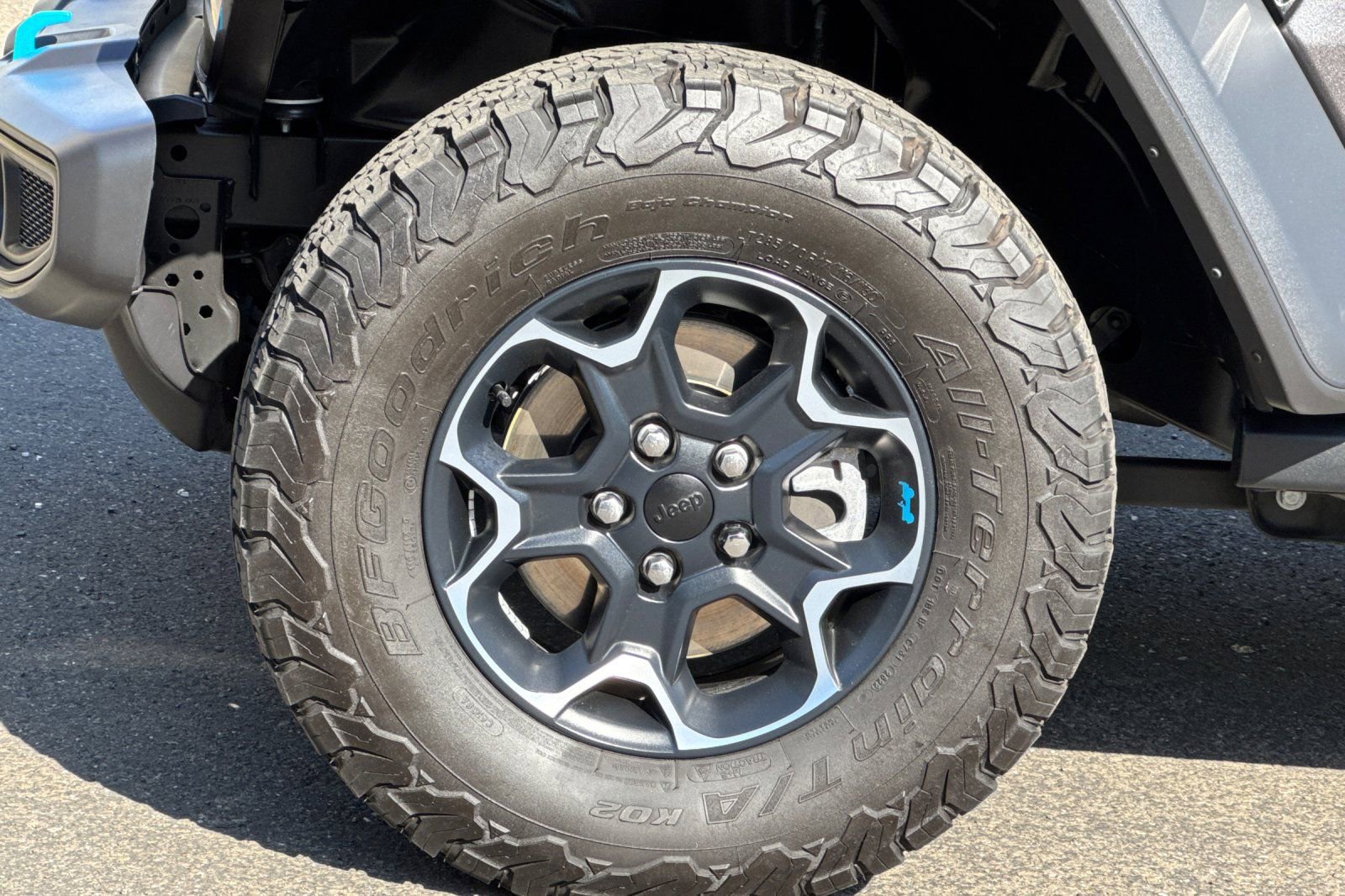 Used 2022 Jeep Wrangler Unlimited Rubicon 4xe w/ Safety Group image 25