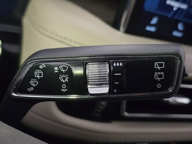 Used 2023 Lincoln Nautilus Reserve image 21