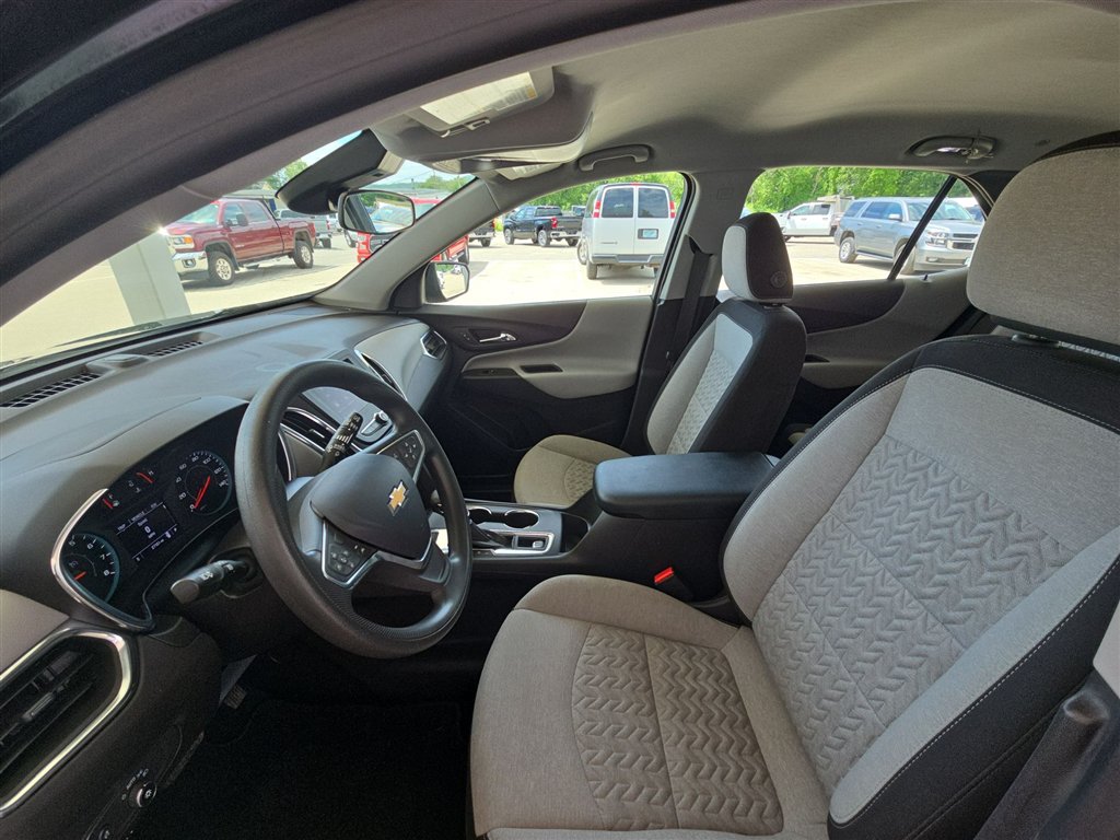 Used 2024 Chevrolet Equinox LS w/ Midnight Edition AWD/4WD image 19