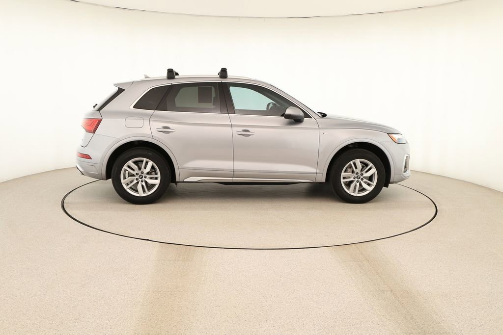 Certified 2023 Audi Q5 2.0T Premium w/ Convenience Package image 8