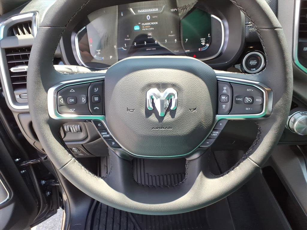 New 2026 RAM 1500 Laramie AWD/4WD image 25