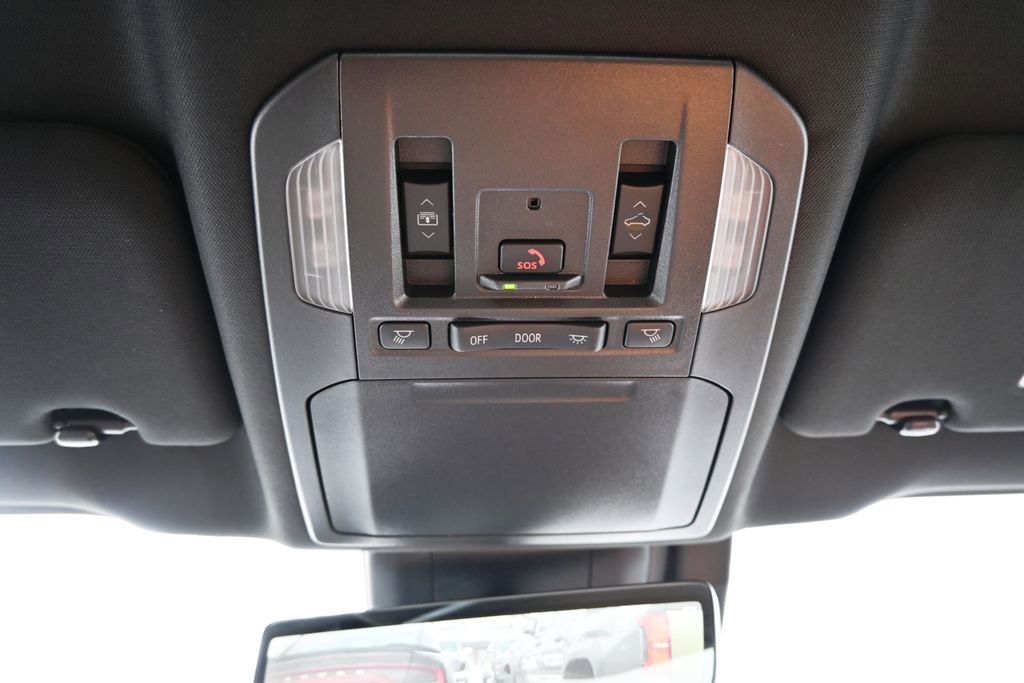 New 2026 Toyota Highlander Platinum image 35