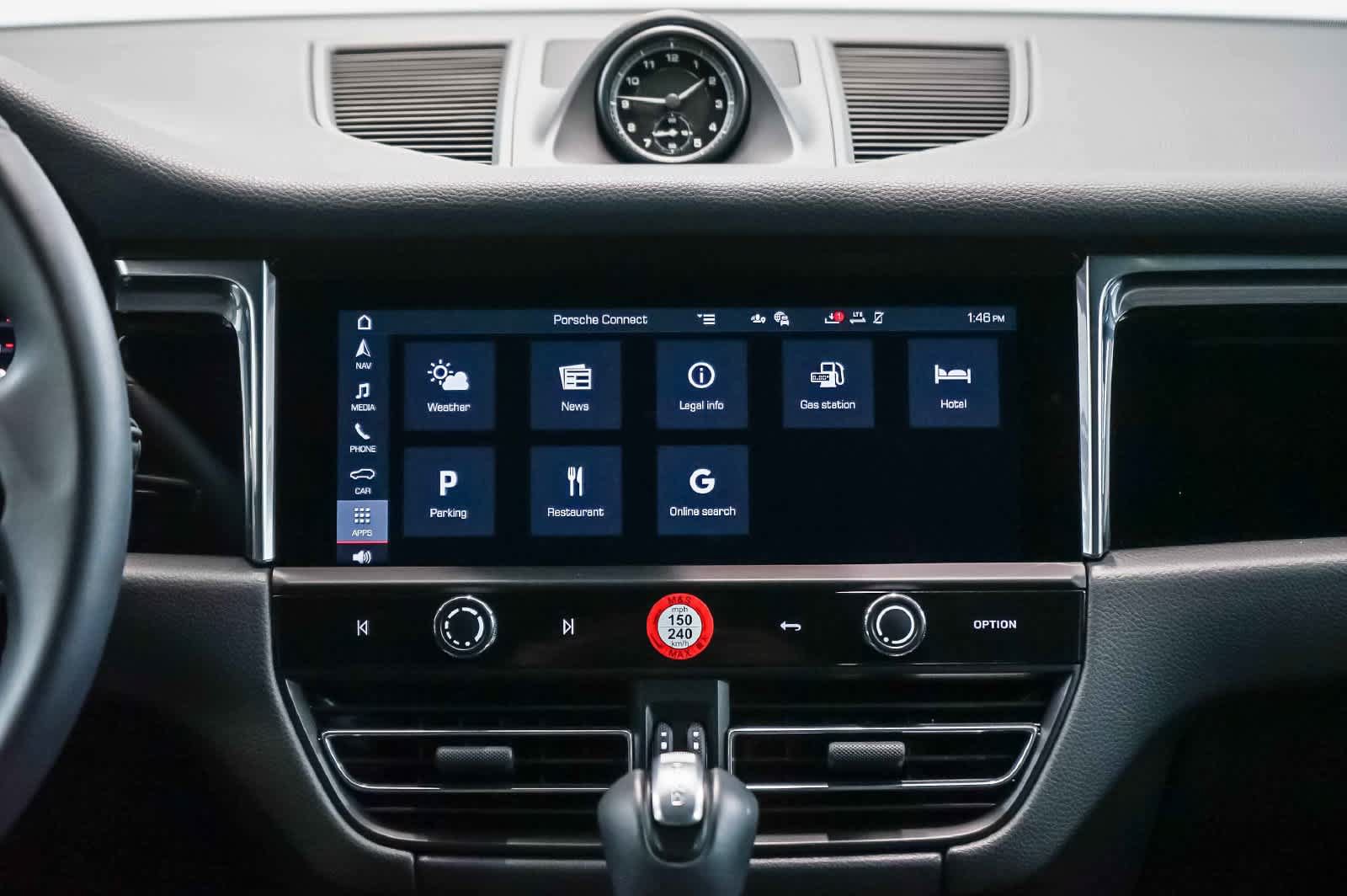Certified 2026 Porsche Macan AWD/4WD image 20