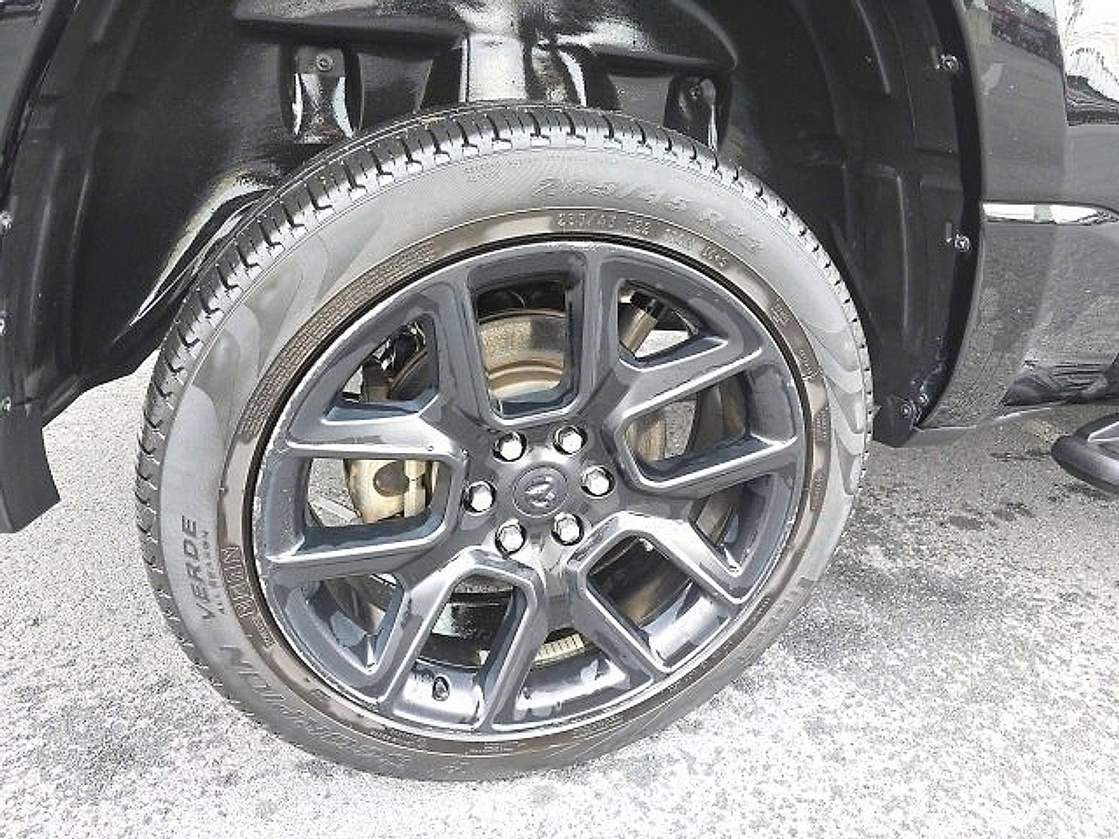 Used 2023 RAM 1500 Laramie image 19