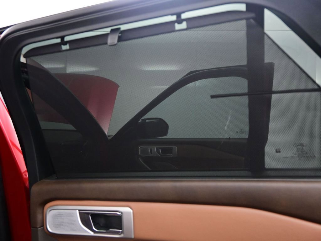 Used 2024 Ford Explorer King Ranch w/ Technology Package image 25