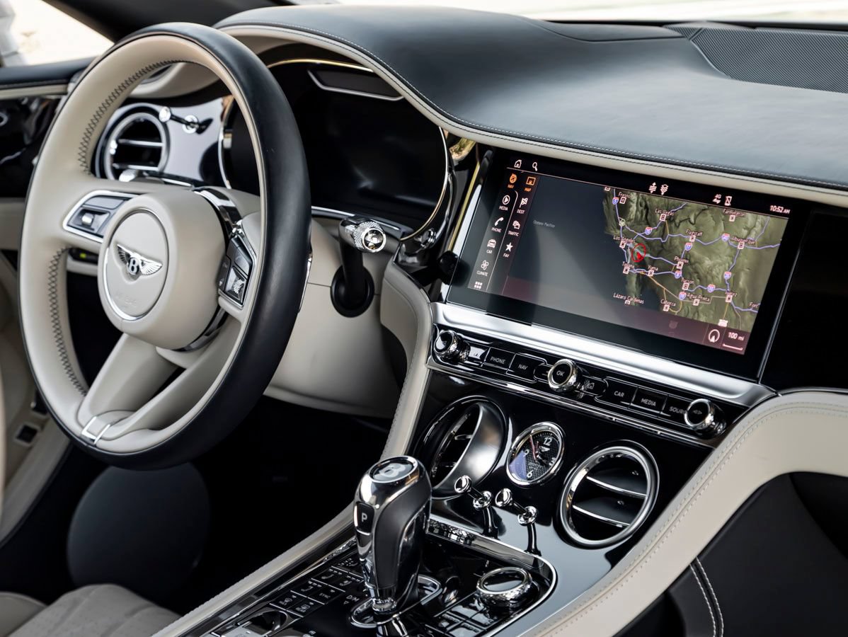 Used 2024 Bentley Continental GT Azure AWD/4WD image 36