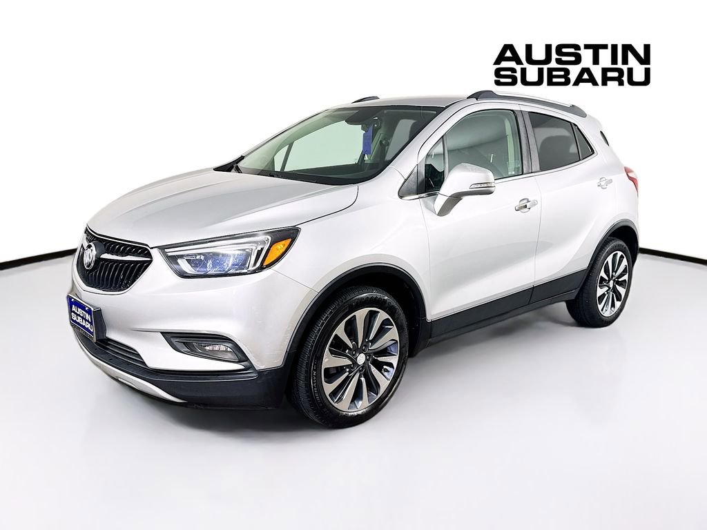 Used 2020 Buick Encore Essence FWD image 3