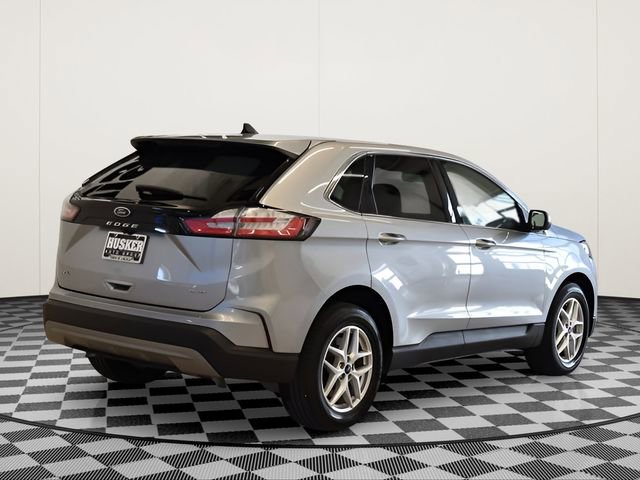 Used 2022 Ford Edge SEL image 4