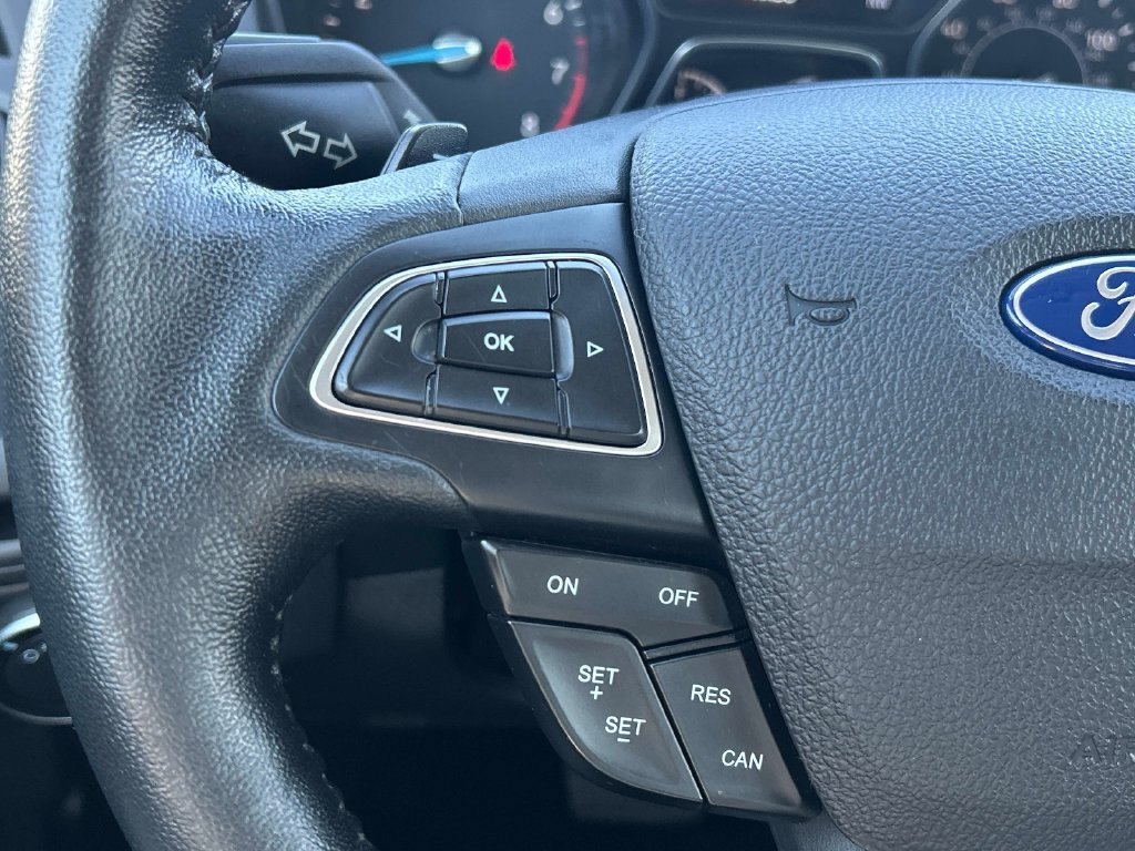 Used 2015 Ford Focus SE w/ SE Sport Package FWD image 20