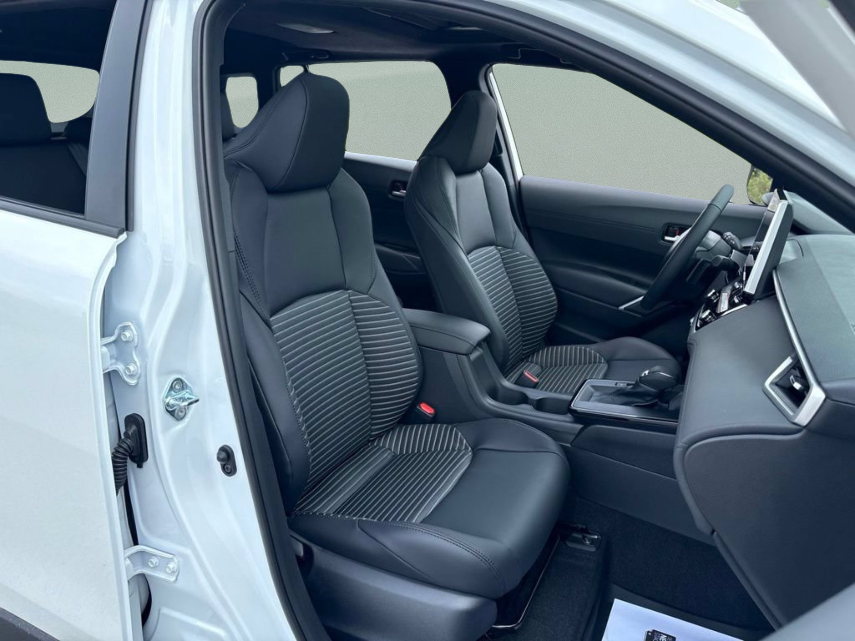 New 2026 Toyota Corolla Cross AWD Hybrid image 30