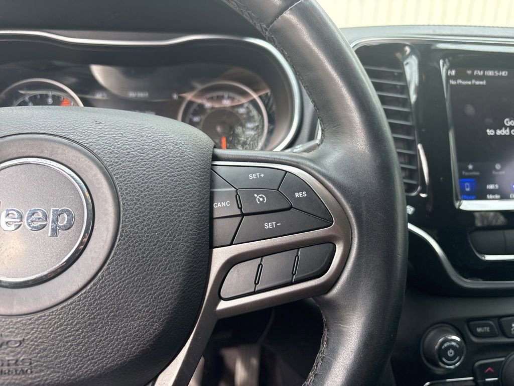 Used 2019 Jeep Cherokee Limited AWD/4WD image 17