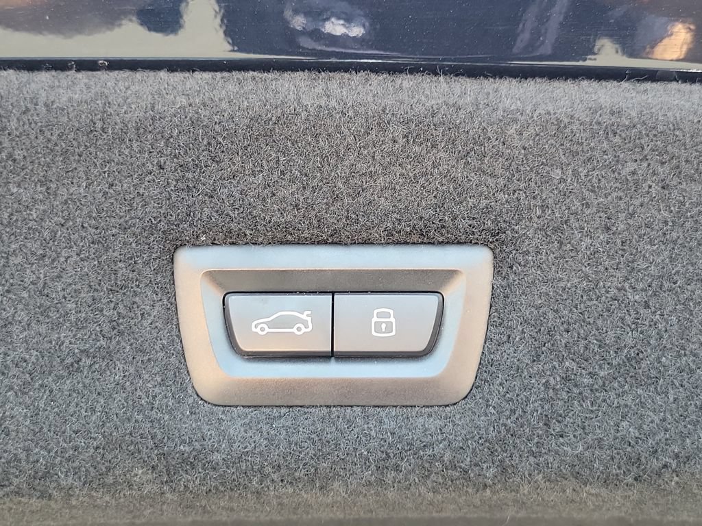 Used 2024 BMW 740i RWD image 29